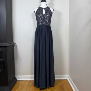 Nightway Women Formal Maxi Dress Size 10P Gray Halter Lace Keyhole Wedding Guest